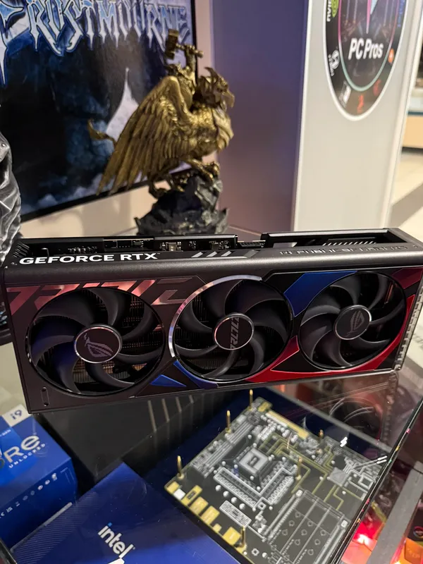 4090 ROG STRIX