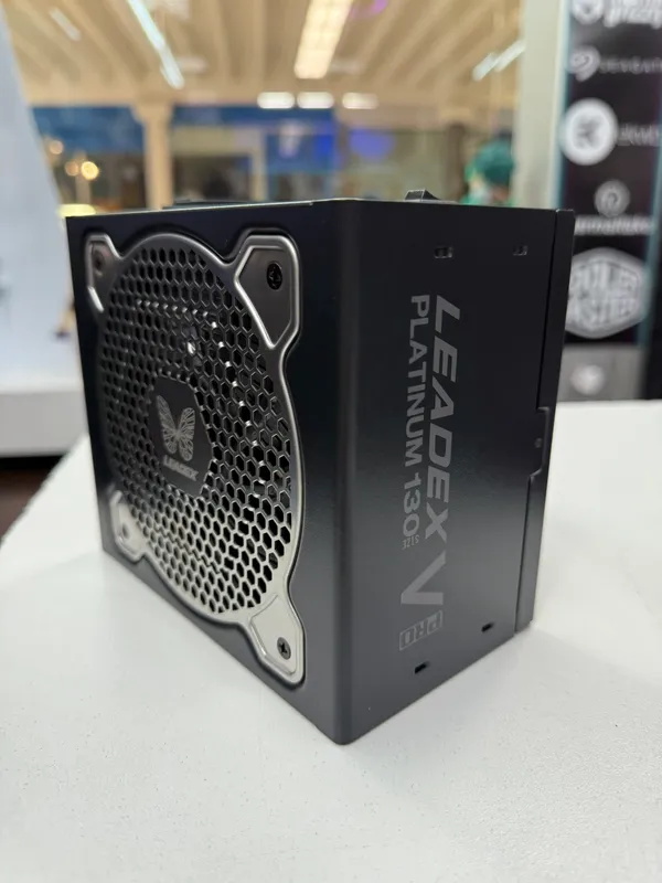 Super Flower Leadex V PRO